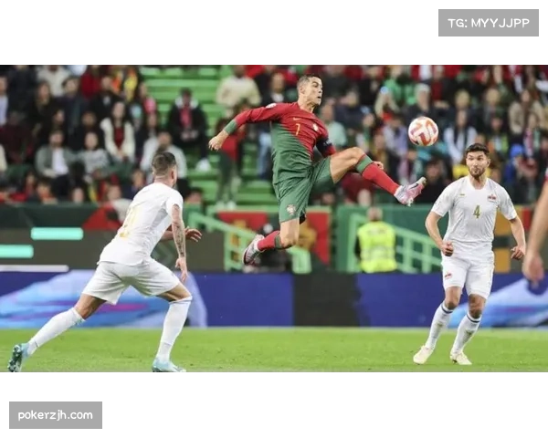 罗杰斯任意球梅开二度 成维拉逆转利兹最大功臣